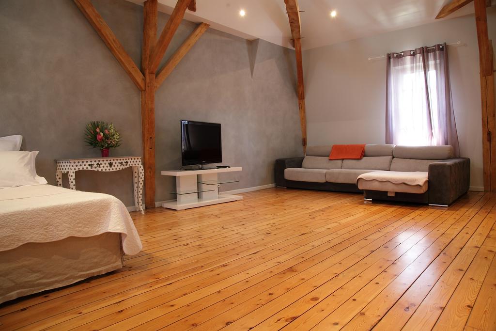 A La Fleur De Lys Bed and Breakfast Langeais Δωμάτιο φωτογραφία