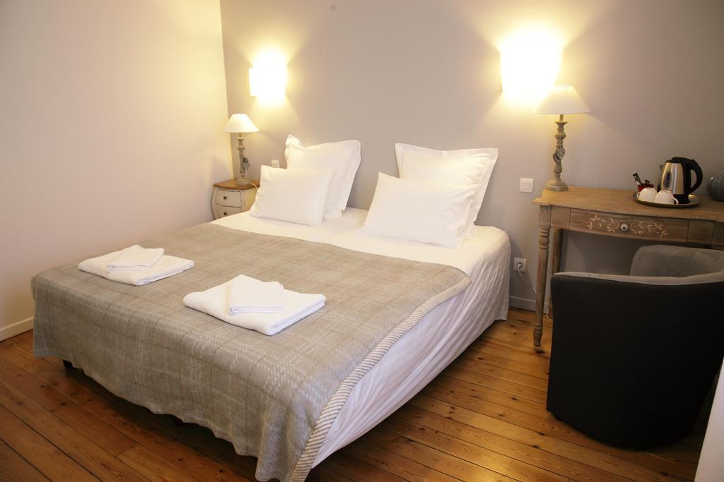 A La Fleur De Lys Bed and Breakfast Langeais Δωμάτιο φωτογραφία