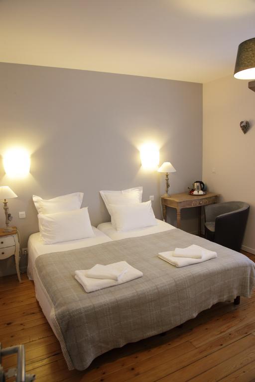 A La Fleur De Lys Bed and Breakfast Langeais Δωμάτιο φωτογραφία